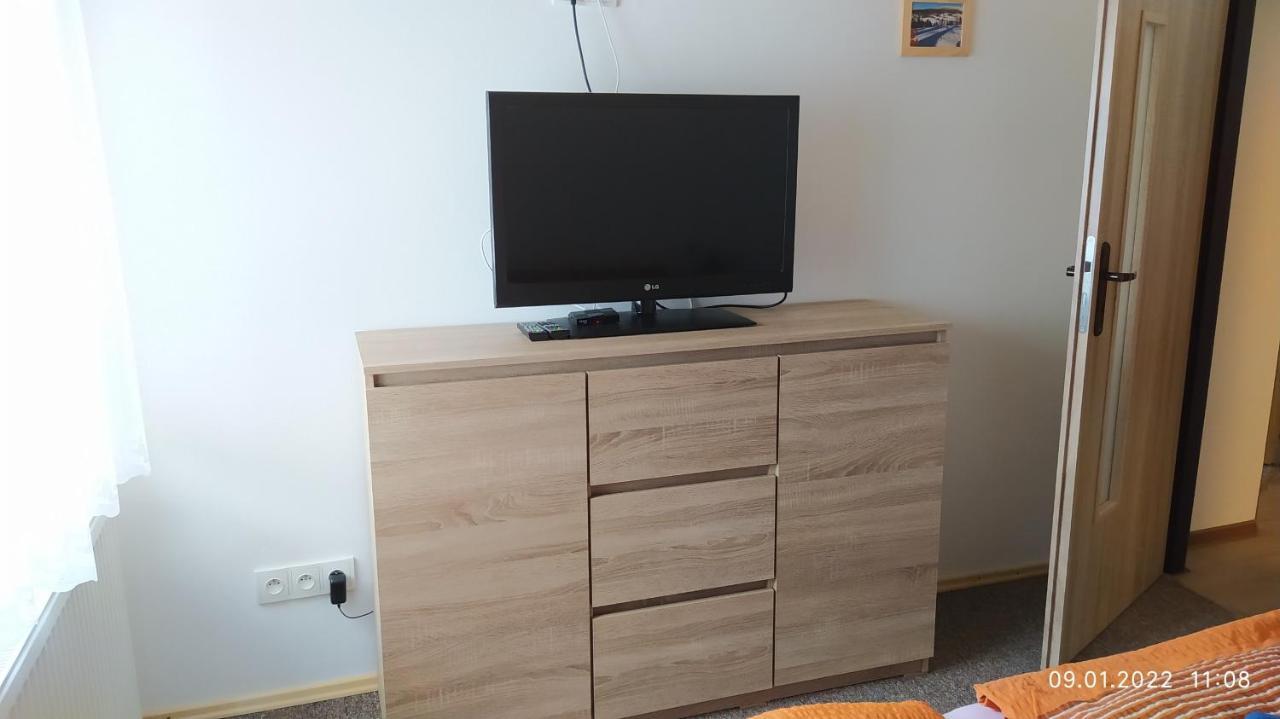 Apartman Pod Zalym Apartment Бенецко Екстериор снимка